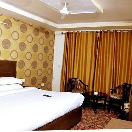 Hotel Trinetar Resorts Batoti Dış mekan fotoğraf