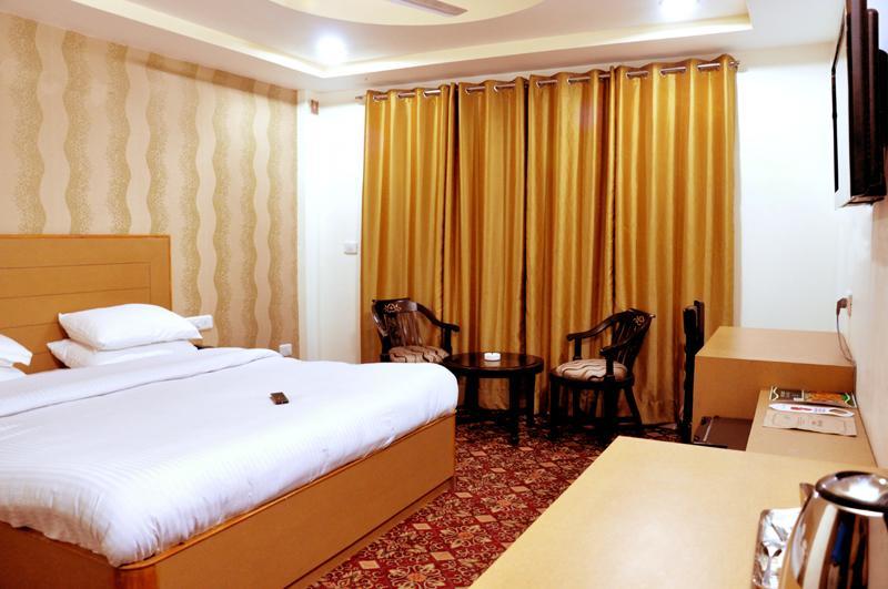 Hotel Trinetar Resorts Batoti Dış mekan fotoğraf
