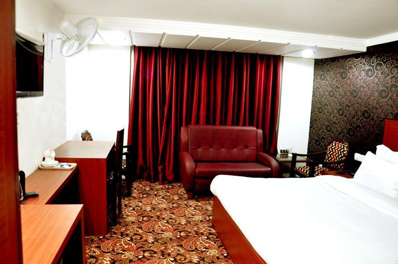 Hotel Trinetar Resorts Batoti Dış mekan fotoğraf