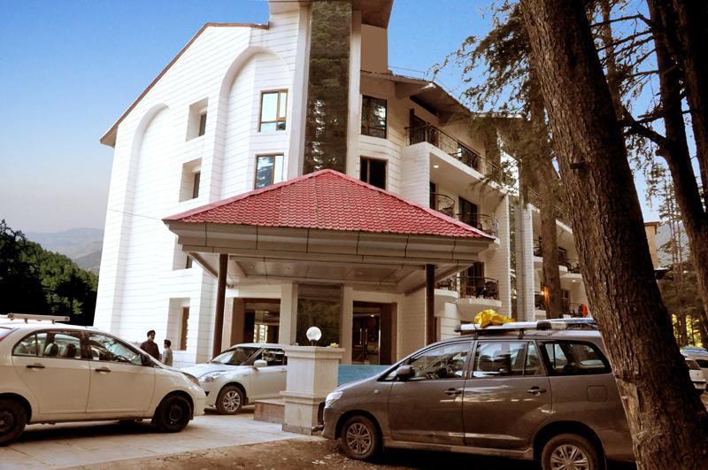 Hotel Trinetar Resorts Batoti Dış mekan fotoğraf